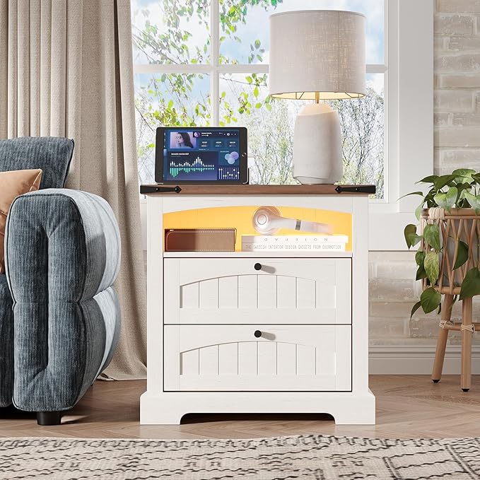Vabches Nightstand with Charging Station, Vintage End Table with 2 Drawers, Wood Rustic Sofa Side Table with Open Storage Shelf for Bedroom, Living Room