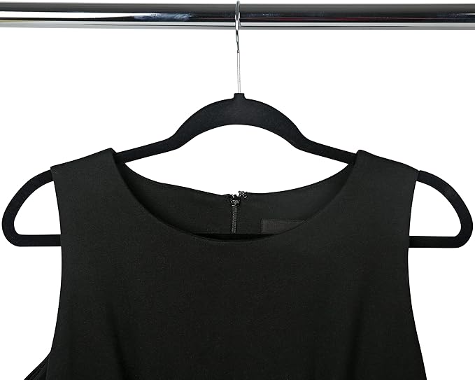 Simplify 10 Super Slim Velvet Huggable Hangers in Black