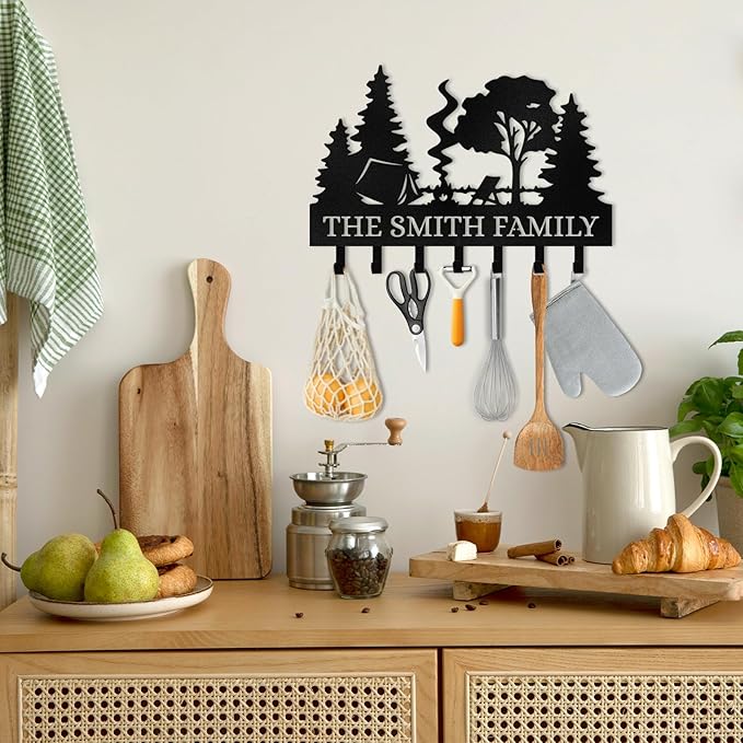 Personalized Metal Key Holder Wall Mount, Custom Name Camper Key Holder for Wall, Camping Decor, Key Hanger Organizer for Entryway Front Door Hallway Office, Housewarming Gifts Color06