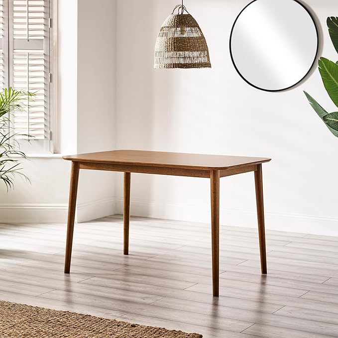 Furniturebox UK Solid Wood Table - Lynton Wooden Dining Table - Modern Take on Traditional Classic Farmhouse Dining Furniture - Retro Solid Rubberwood (4 Seat Table)