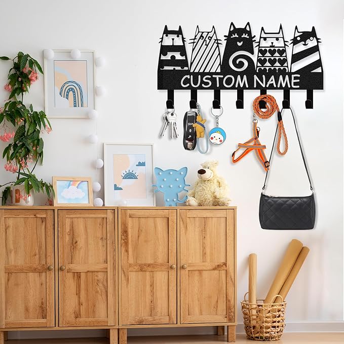 Dyoart Personalized Key Holder Wall Mount - Custom Name Cat Key Holder for Wall, Black Pet Wall Art Decor, Housewarming Gifts, Key Rack Coat Rack Organizer for Storage, Living Room, Hallway