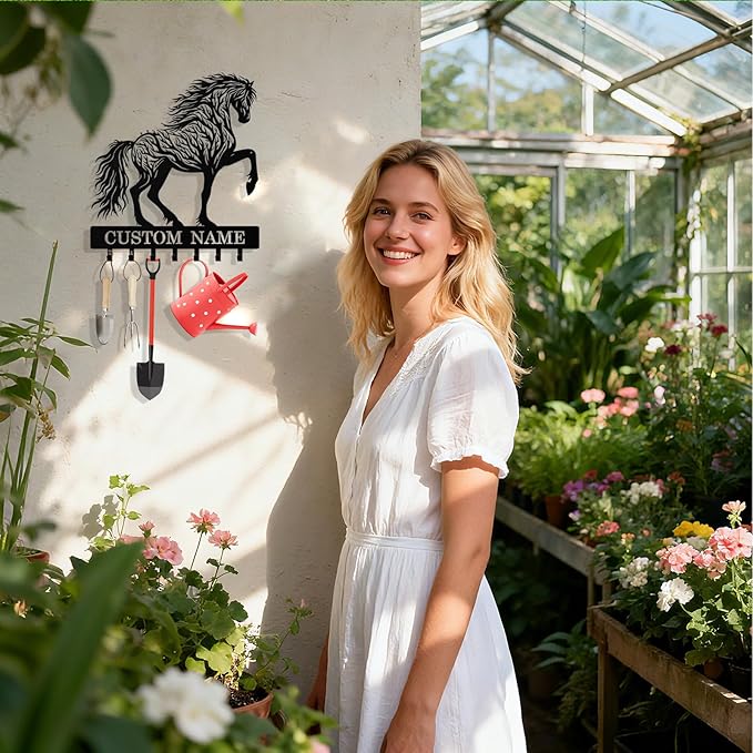 Personalized Horse Key Holder Wall Mount, Custom Metal Keys Hanger for Wall with Name, Custom Key Rack Holder with Hooks for Home, Entryway, Front Door, Living Room, Kitchen, Bathroom