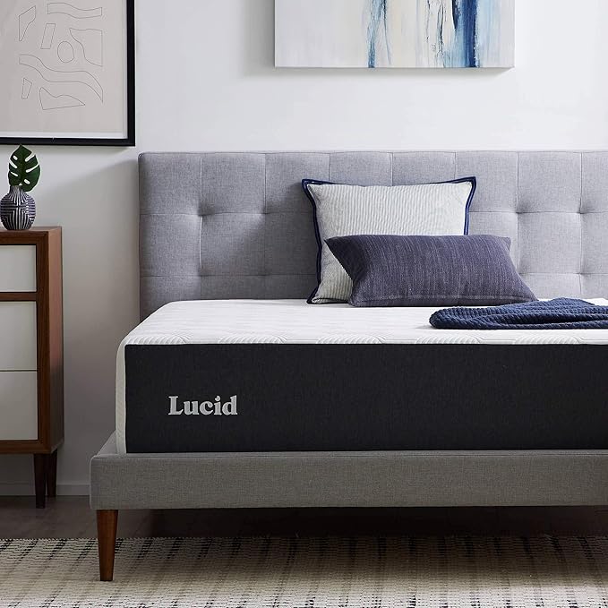 Lucid 14 Inch Memory Foam Mattress - Medium Plush Feel - Infused with Refreshing Bamboo Charcoal and Cooling Gel - Bed in a Box - Temperature Regulating - Pressure Relief - Breathable - Twin XL Size