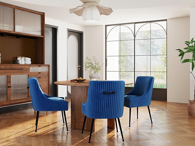 Velvet Dining Chairs Set of 4,Blue Upholstered Living Room Chairs with Black Metal Legs, Modern Tufted Accent Chairs for Living Room, Study Room, Kitchen