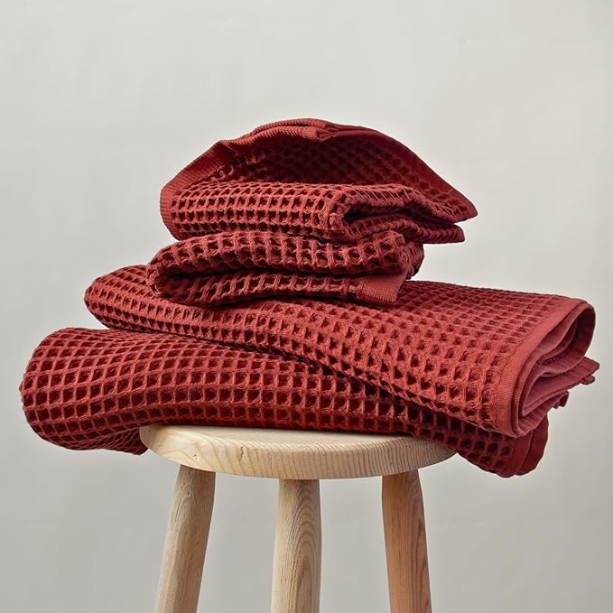 Püskül - Luxury Waffle Towel Set for Bathroom 4 Pieces Brick Red, Premium Quality Organic 100% Turkish Cotton 2 Hand and 2 Bath Towels Sets, Quick Dry Thin Waffle Towels, Made in Turkiye (Brick)