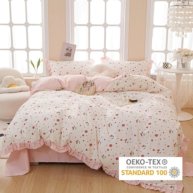 EAVD Kawaii Strawberry Comforter Set Twin XL White Fluffy Microfiber Fruit Strawberry Bedding Set for Girls Women Ruffled Cute Comforter Set 1 Twin XL Bed Comforter and 2 Pillowcases for All-Season