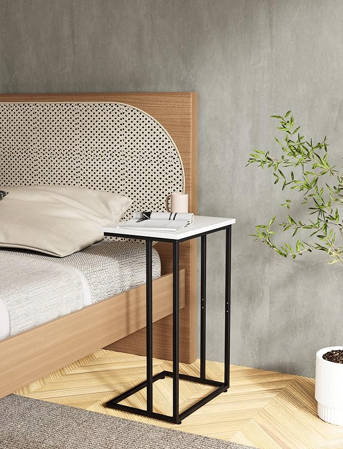 Innerjoin Wide C Side Table,C Couch Laptop Table with Metal Frames, Small Snack End for Sofa and Bed, Retro Table, Living Room Bedroom, Industrial Style, White