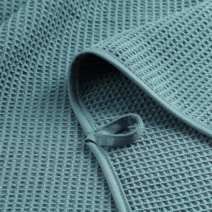 POLYTE 380 GSM Microfiber Oversize Quick Dry Lint Free Waffle Bath Towel for Body, 60 x 30 in, Set of 2