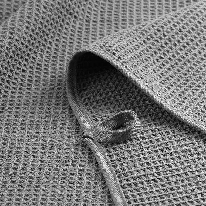 POLYTE 380 GSM Microfiber Oversize Quick Dry Lint Free Waffle Bath Towel for Body, 60 x 30 in, Set of 2