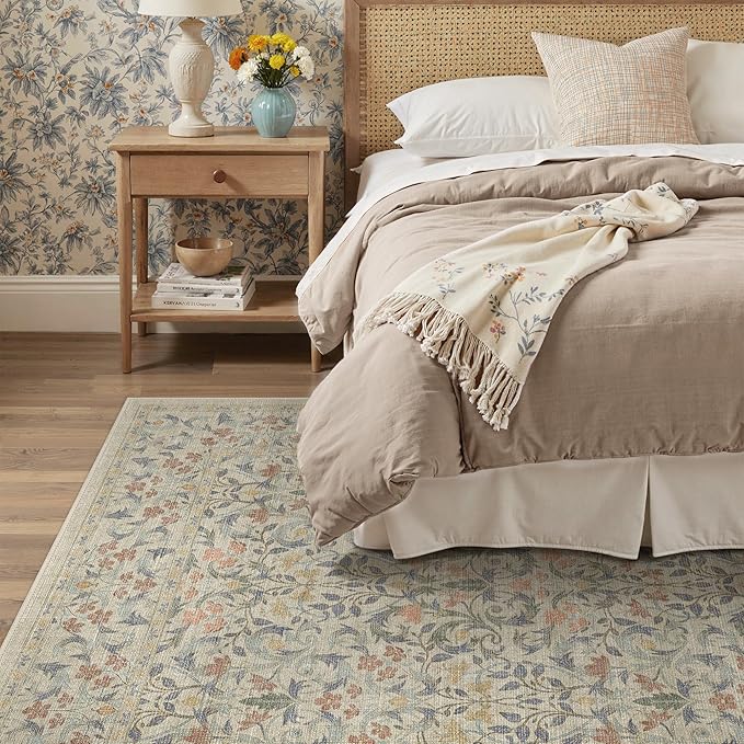 GENIMO 5x7 Washable Area Rug, Non-Slip Vintage Boho Floral Carpet, Soft Low-Pile Thin Bedroom Rug for Living Room, Dining Room, Nursery, Beige Blue
