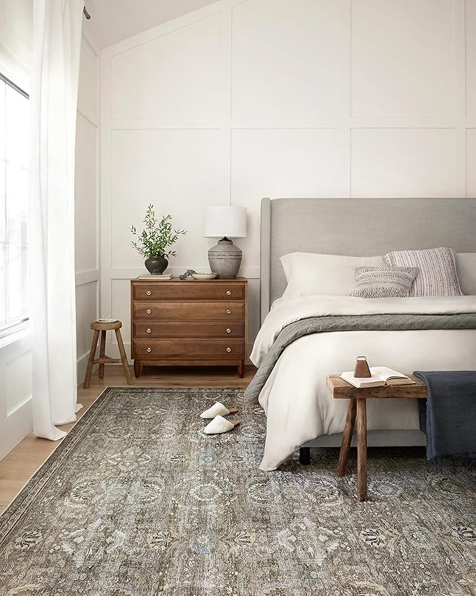 Loloi Layla Collection LAY-13 Antique/Moss 9'-0" x 12'-0" .13" Thick Area Rug, Soft, Durable, Vintage Inspired, Distressed, Low Pile, Non-Shedding, Easy Clean, Printed, Living Room Rug