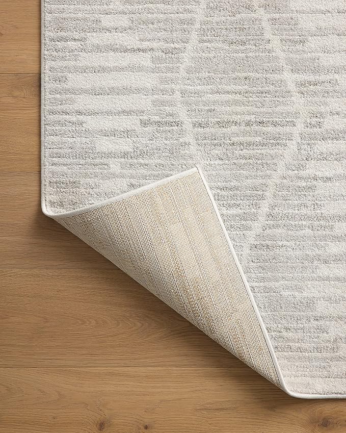 Loloi Kamala Collection KAM-02 Ivory/Silver 2'-3" x 3'-10" Accent Rug